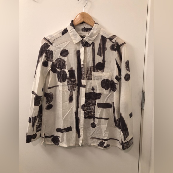 Modern style Button up - Picture 1 of 5